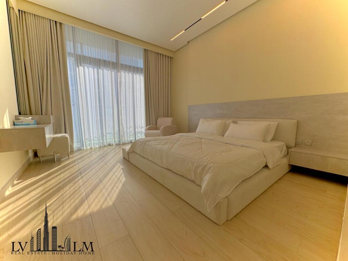 1 Bedroom In Azizi Riviera 17