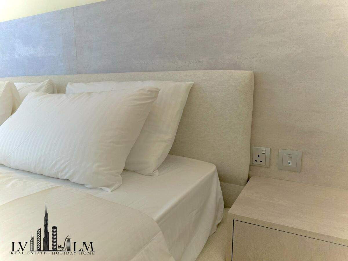 1 Bedroom In Azizi Riviera 17 Apartment Dubai