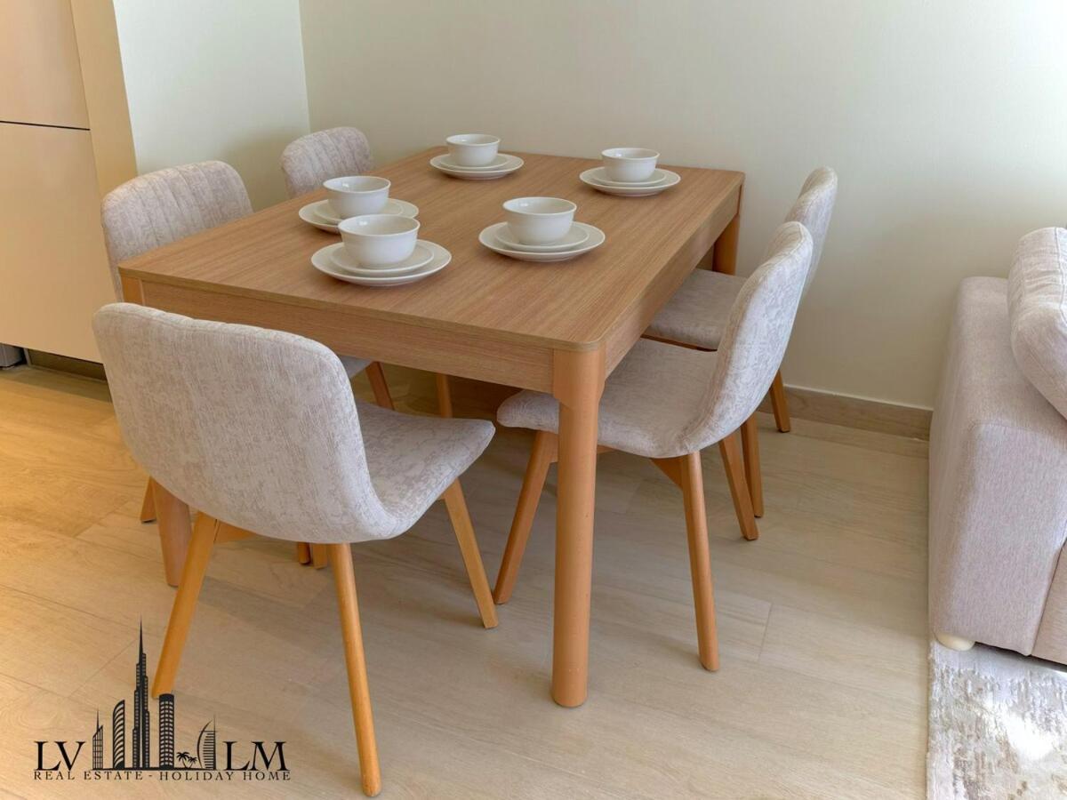1 Bedroom In Azizi Riviera 17 Apartment